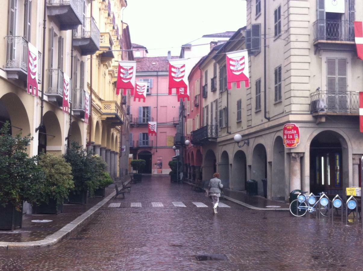 Appartamento In Centro Storico Asti Dış mekan fotoğraf